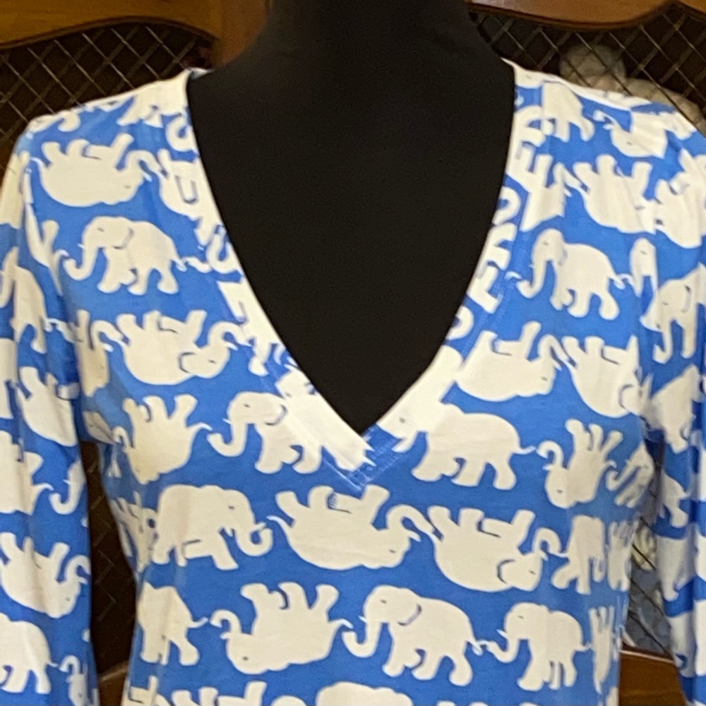 Lilly Pulitzer Blue and White Elephant Dress. - Picture 3 of 13
